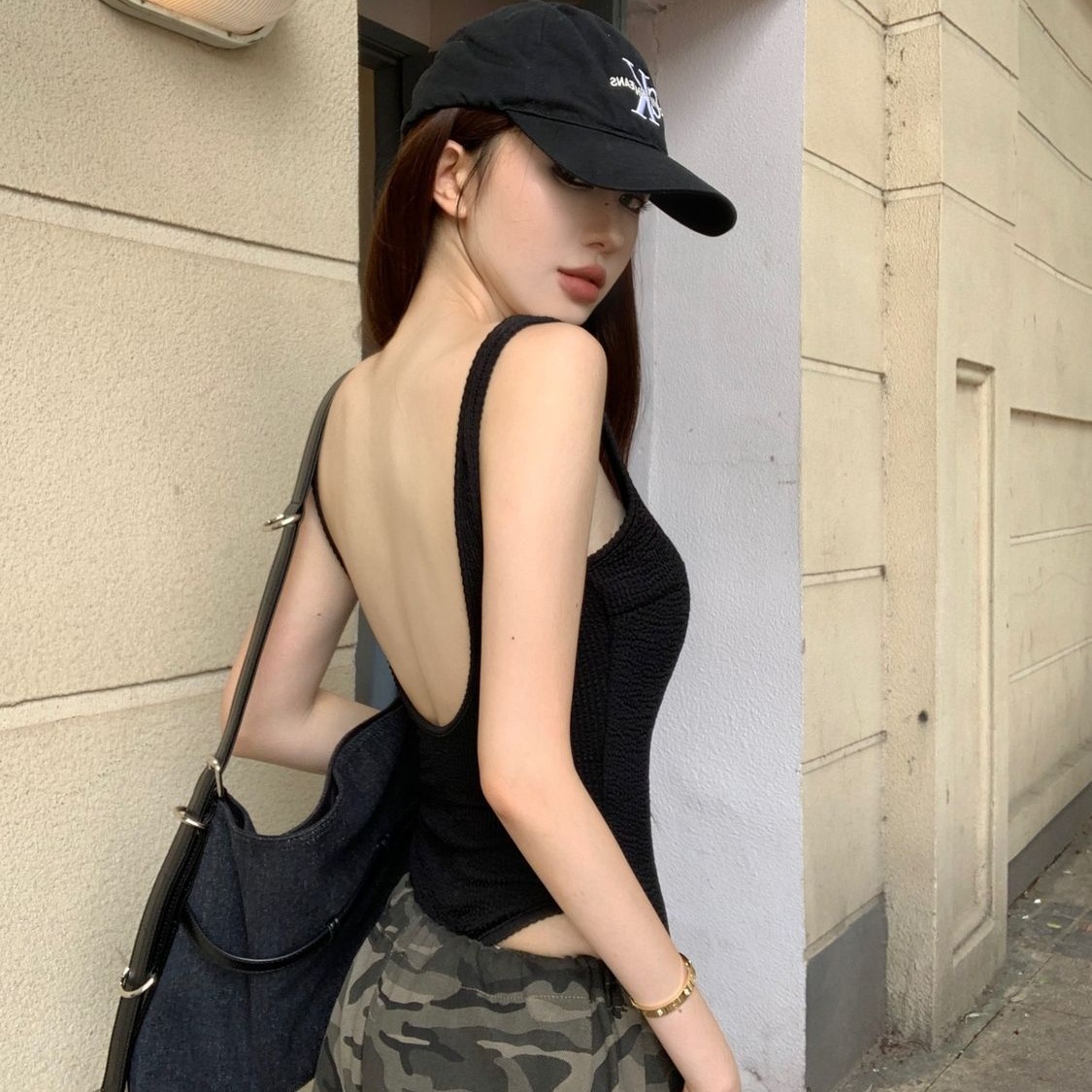 Czarne body na ramiączkach sek – Tank Top Ribbed recenzja i cena