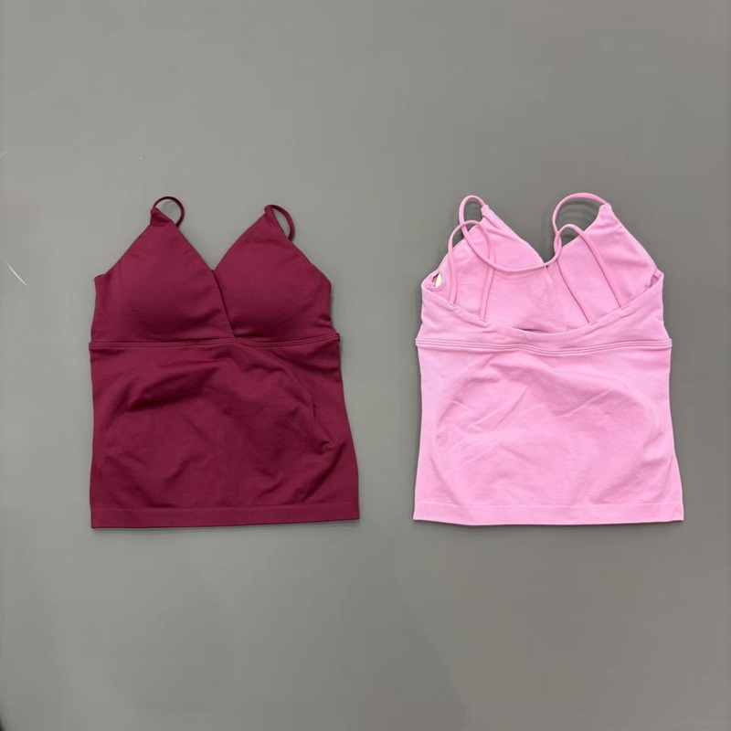 Top sportowy damski z dekoltem – Suspender Tank Top recenzja i cena