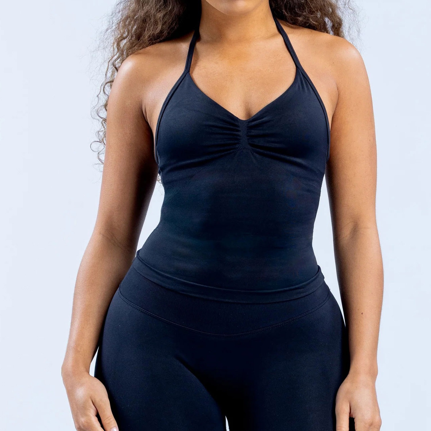 Damski top do jogi z dekoltem  – Suspender Tank Top recenzja i cena